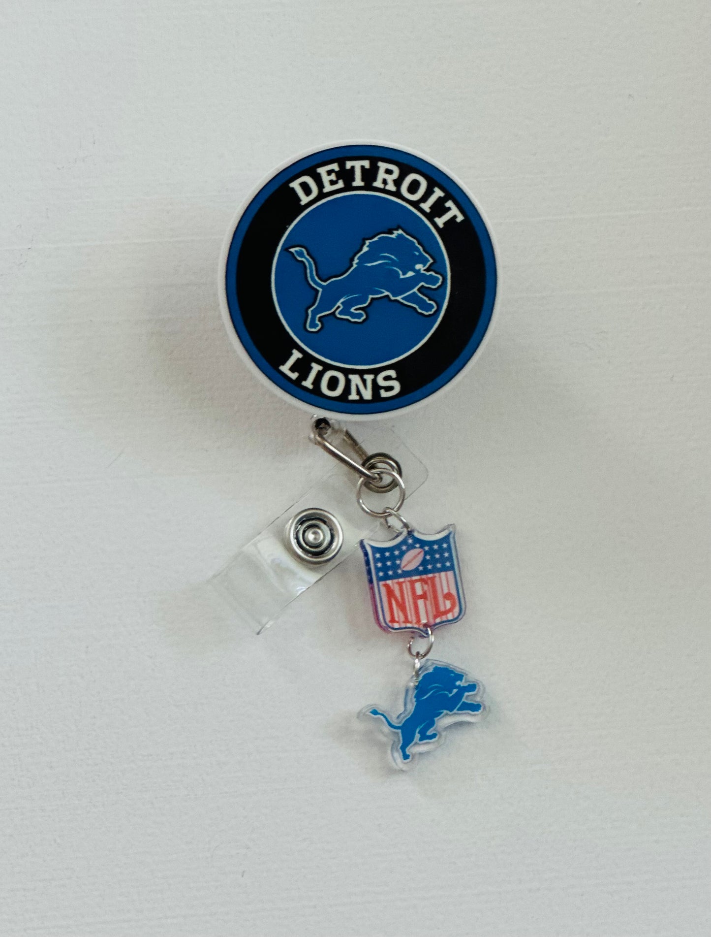 Badge Reel 10$